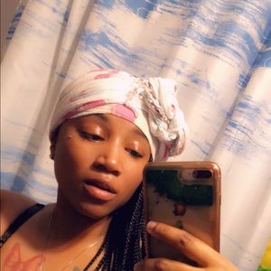 Meet your Posher, Tabitha